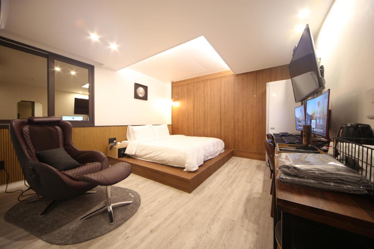 The Stone Bridge Hotel Sasang Busan Buitenkant foto