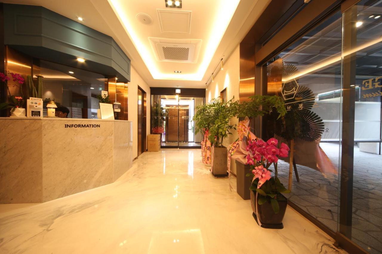 The Stone Bridge Hotel Sasang Busan Buitenkant foto
