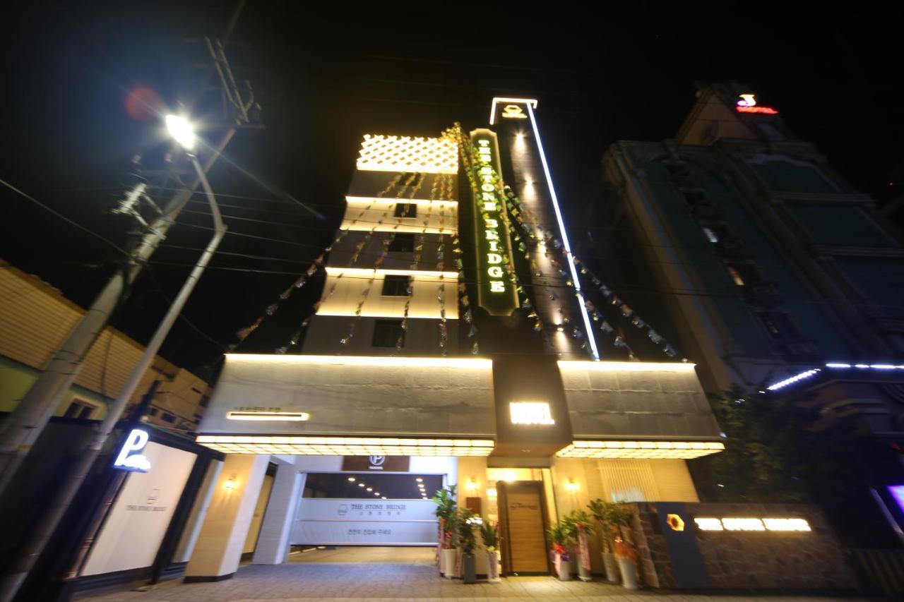 The Stone Bridge Hotel Sasang Busan Buitenkant foto
