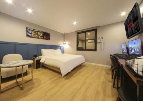 The Stone Bridge Hotel Sasang Busan Buitenkant foto