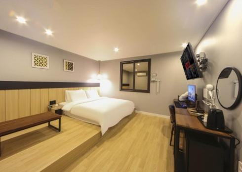 The Stone Bridge Hotel Sasang Busan Buitenkant foto