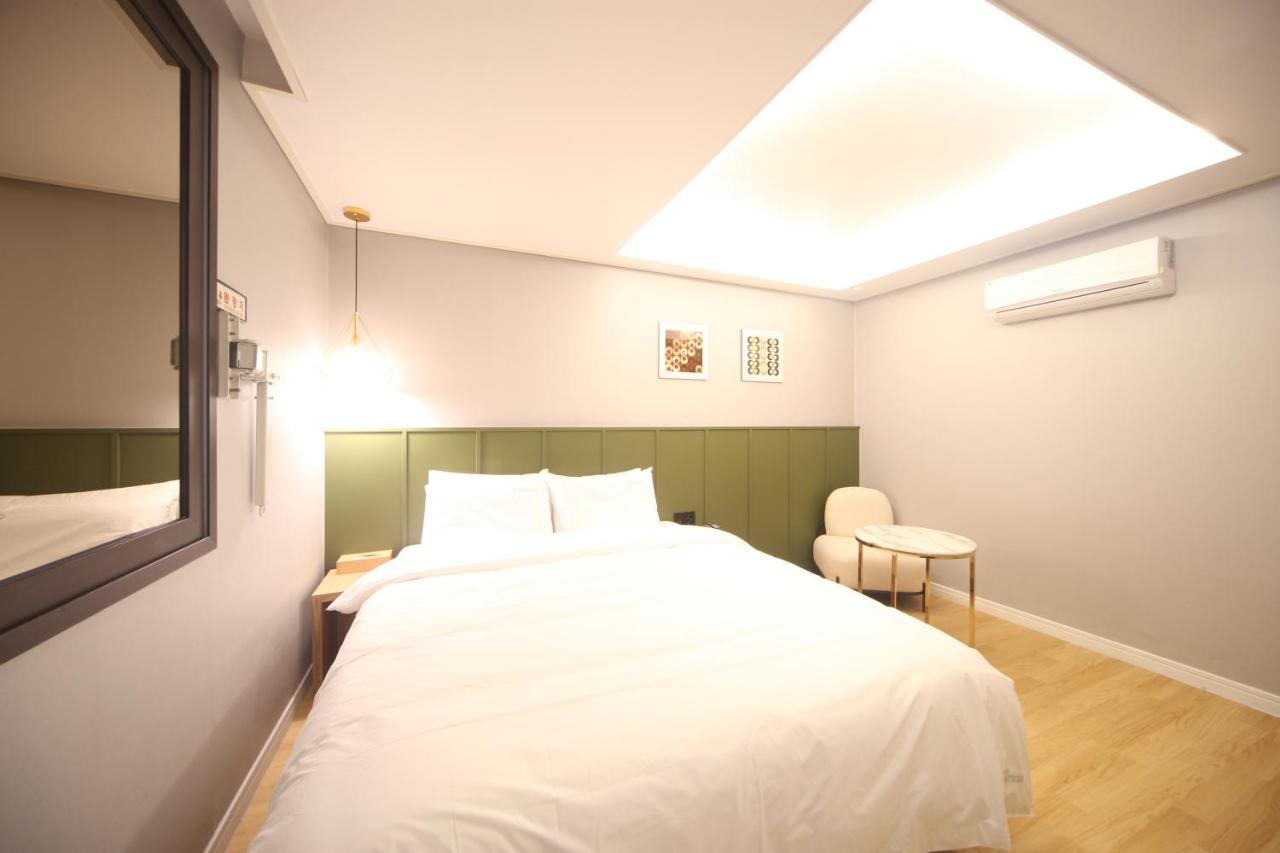 The Stone Bridge Hotel Sasang Busan Buitenkant foto